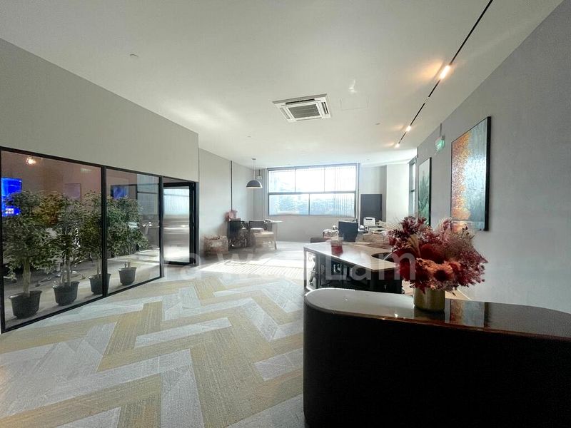 Light Industrial (B1) for Rent: Interlocal Centre - Image 10