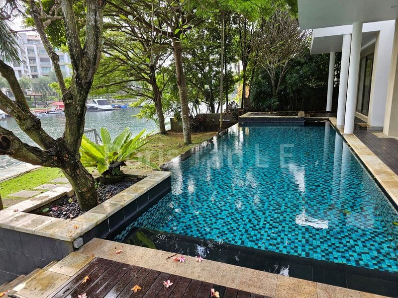 7+1 Bed Condo for Rent in  Paradise Island - Image 5