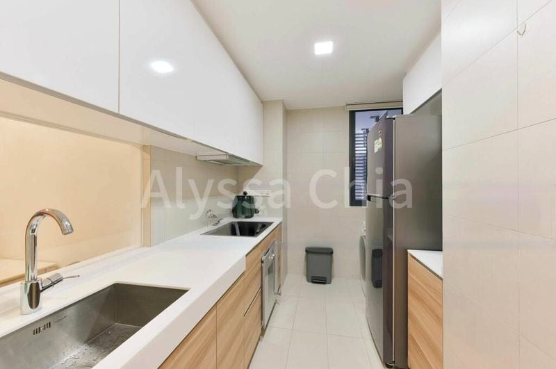 2 Bed Apartment (Condo) for Rent in  Waterscape At Cavenagh - Image 11
