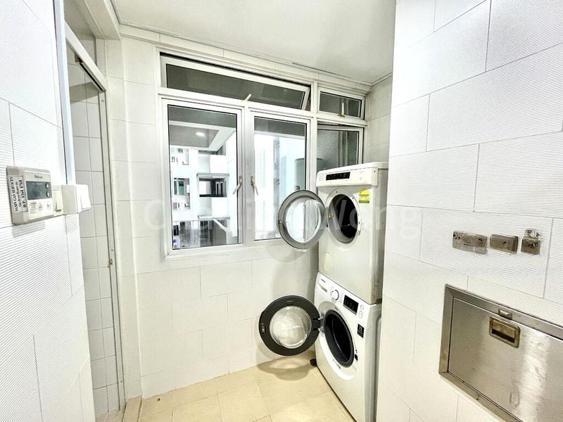 Room (Condo) for Rent in  One Leicester - Image 5