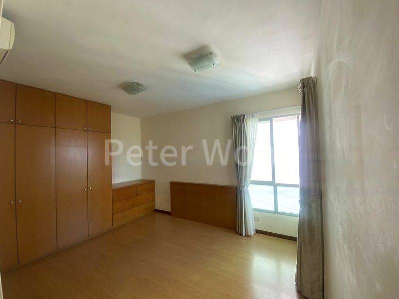 3 Bed Condo for Rent in  The Clearwater - Image 7