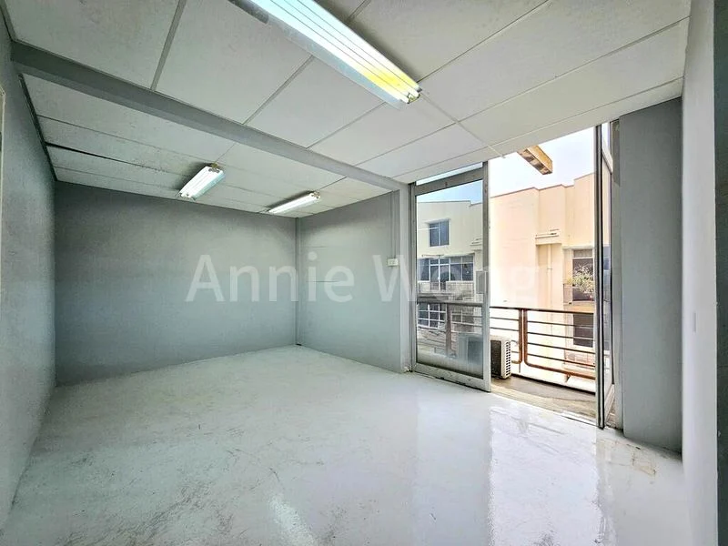 Light Industrial (B1) for Rent: Paya Ubi Industrial Park - Image 6