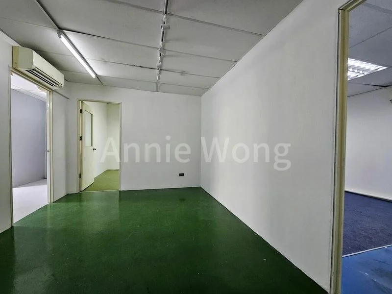 Light Industrial (B1) for Rent: Paya Ubi Industrial Park - Image 1