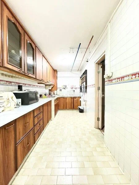 5 Room (5I) HDB for Rent in  101 Bishan Street 12 - Image 4