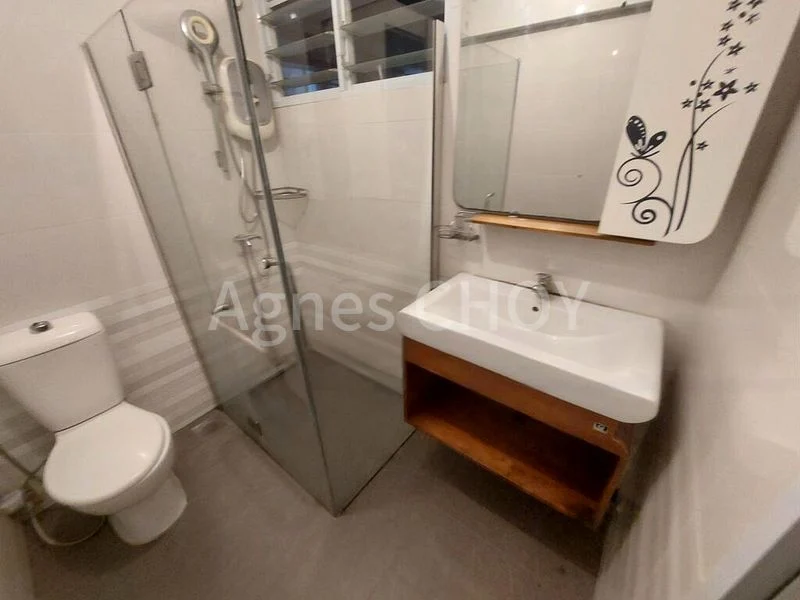 Common Room (HDB) for Rent in  119 Mcnair Road - Image 6