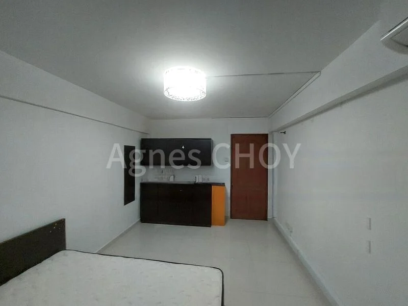 Common Room (HDB) for Rent in  119 Mcnair Road - Image 1