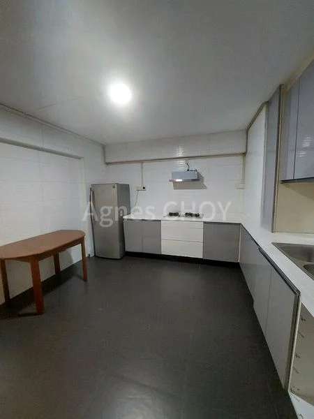 Common Room (HDB) for Rent in  119 Mcnair Road - Image 2