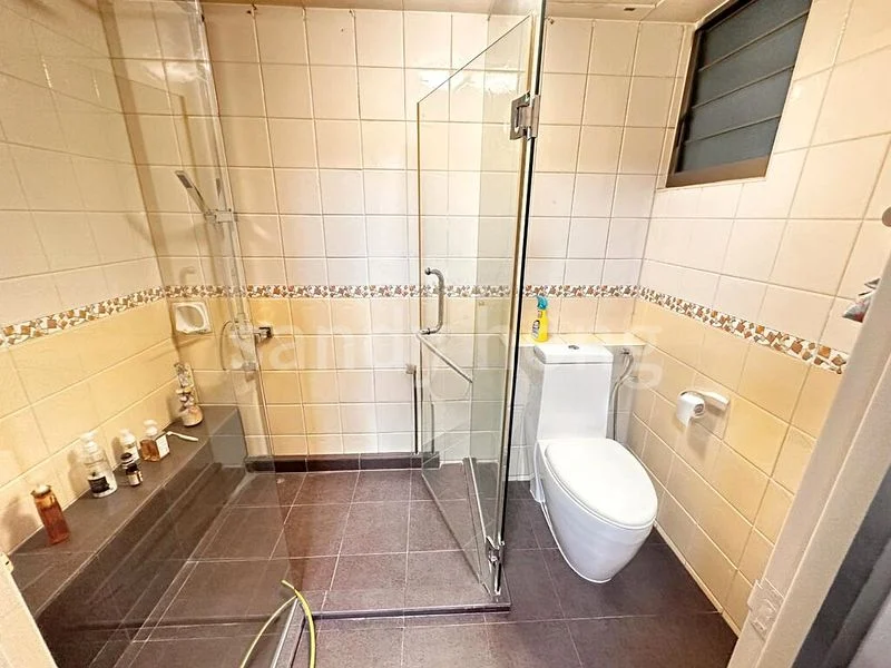 Premium HDB for Sale in 677C Jurong West Street 64 - Image 4