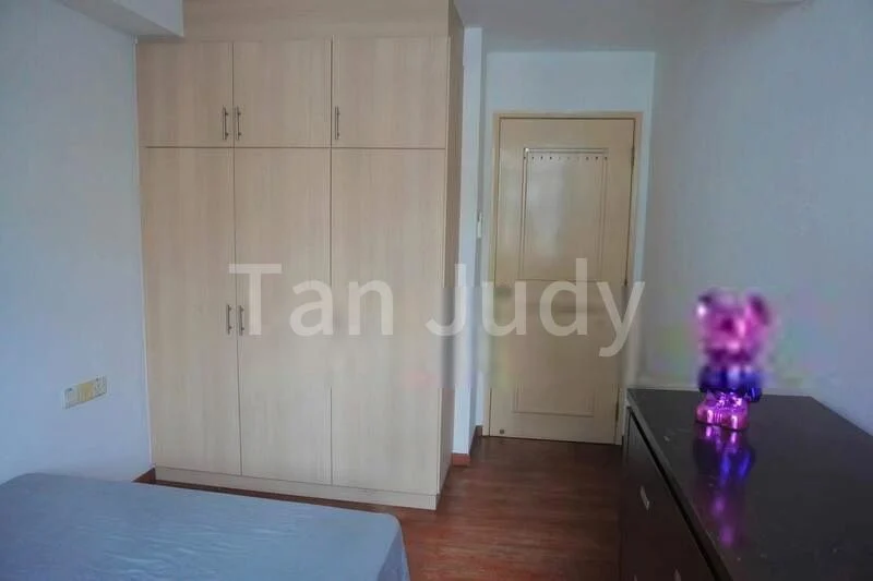 Room (Condo) for Rent in  Sims Meadows - Image 4