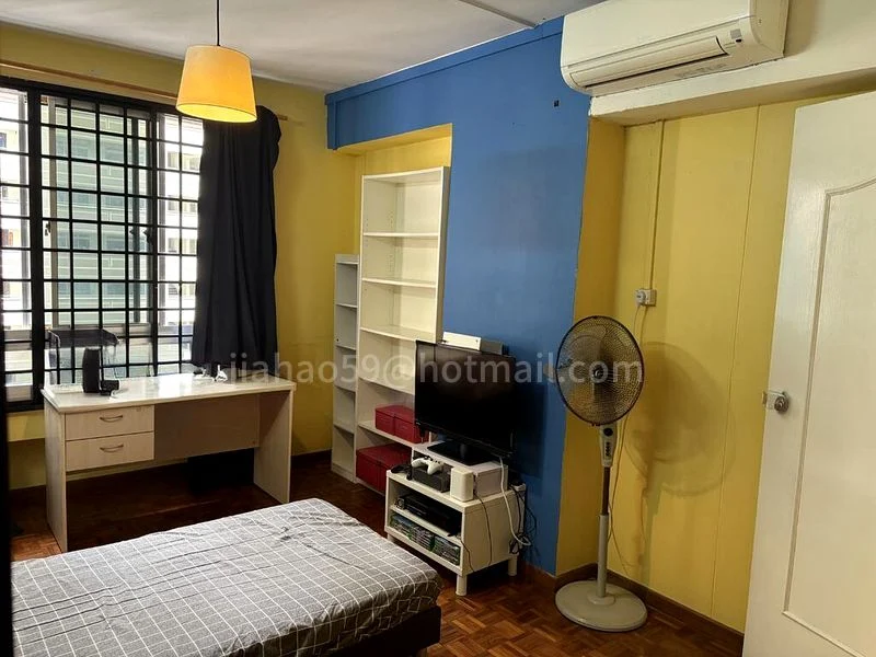 Common Room (HDB) for Rent in  230F Tampines Street 24 - Image 8