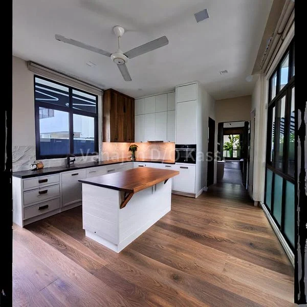 6 Bed Bungalow (Landed) for Sale in  Cambridge Road - Image 13