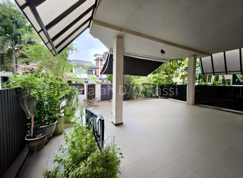 6 Bed Bungalow (Landed) for Sale in  Cambridge Road - Image 5