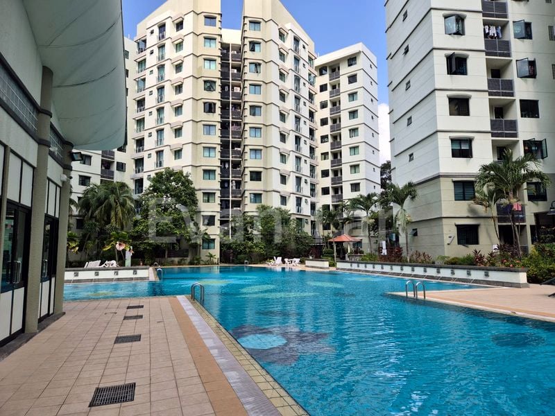 Common Room (Condo) for Rent in Simei Green Condominium - Image 5