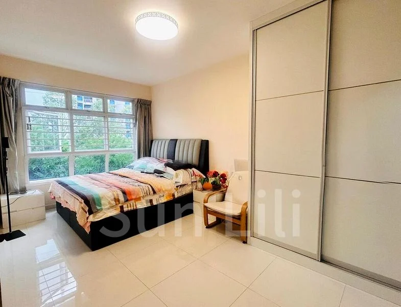 5 Room (5I) HDB for Sale in  289A Compassvale Crescent - Image 1