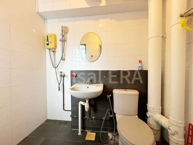 4 Room (4A) HDB for Sale in  19 Queen's Close - Image 15