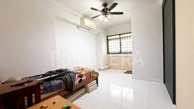 4 Room (4A) HDB for Sale in  19 Queen's Close - Image 6