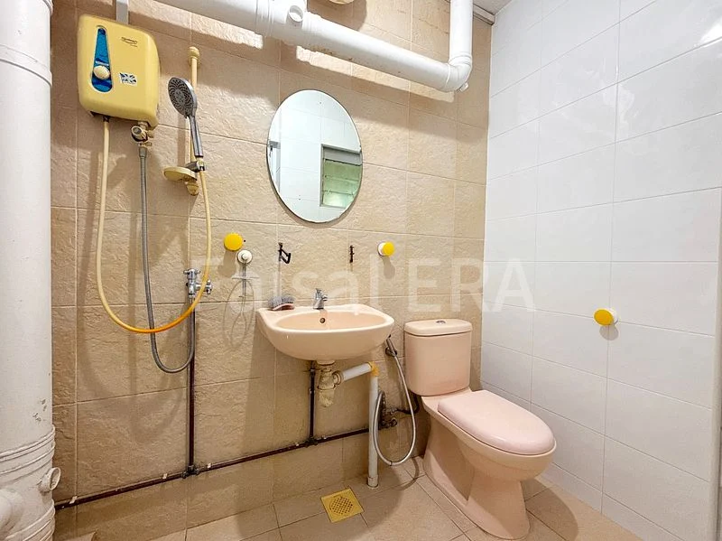 4 Room (4A) HDB for Sale in  19 Queen's Close - Image 16