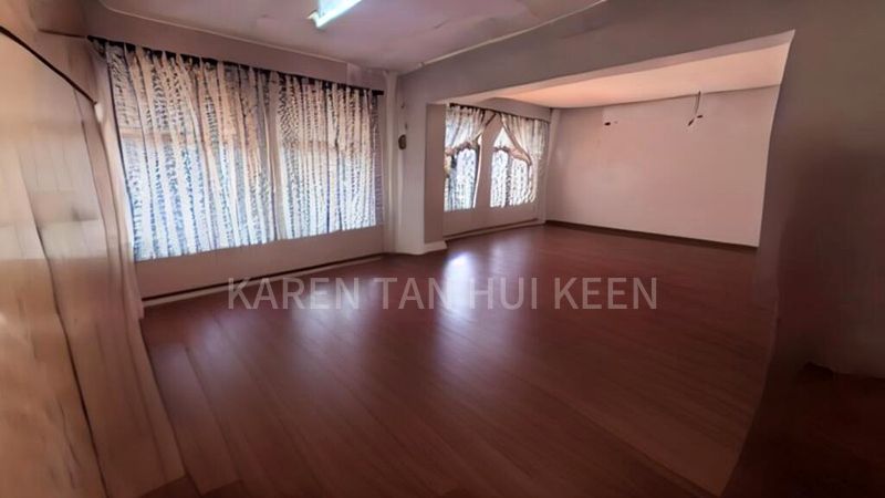 6 Bed Corner Terrace (Landed) for Sale in  Alkaff Oasis - Image 3