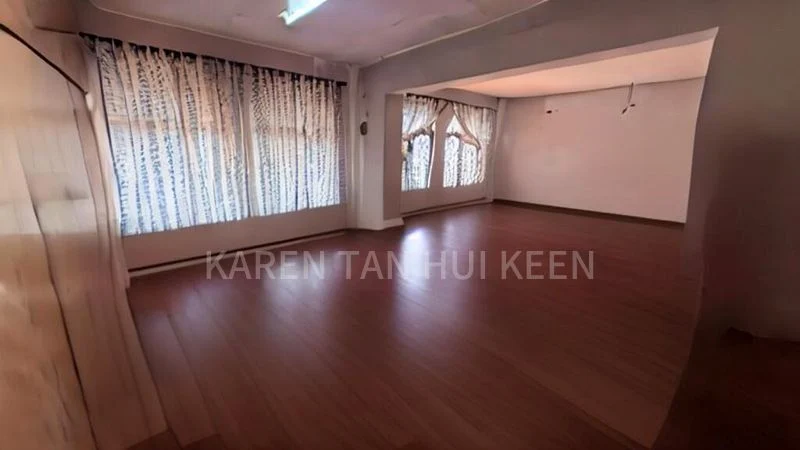 6 Bed Corner Terrace (Landed) for Sale in Alkaff Oasis - Image 2