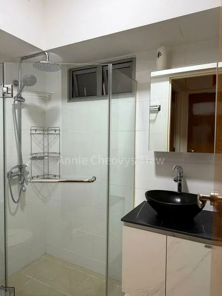 Room (HDB) for Rent in 515B Tampines Central 7 - Image 4