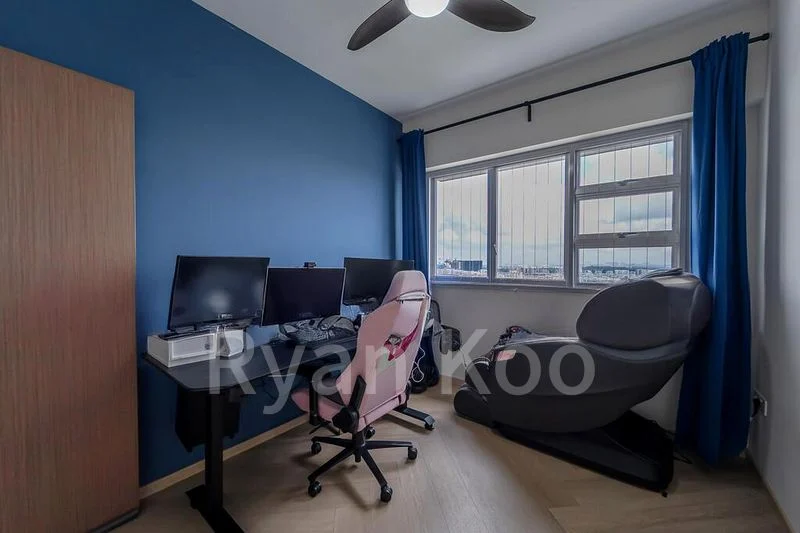 4 Room (4A) HDB for Sale in  227A Ang Mo Kio Street 23 - Image 1