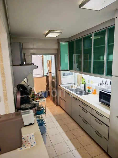 5 Room (5I) HDB for Sale in  425 Clementi Avenue 1 - Image 4