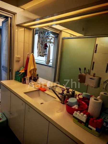 5 Room (5I) HDB for Sale in  425 Clementi Avenue 1 - Image 3