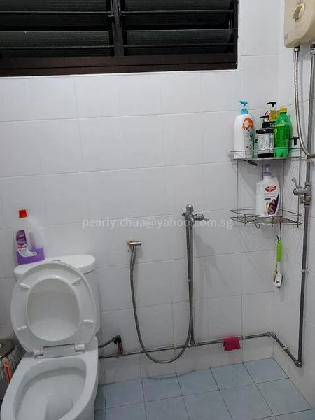 Common Room (HDB) for Rent in  130 Bishan Street 12 - Image 5