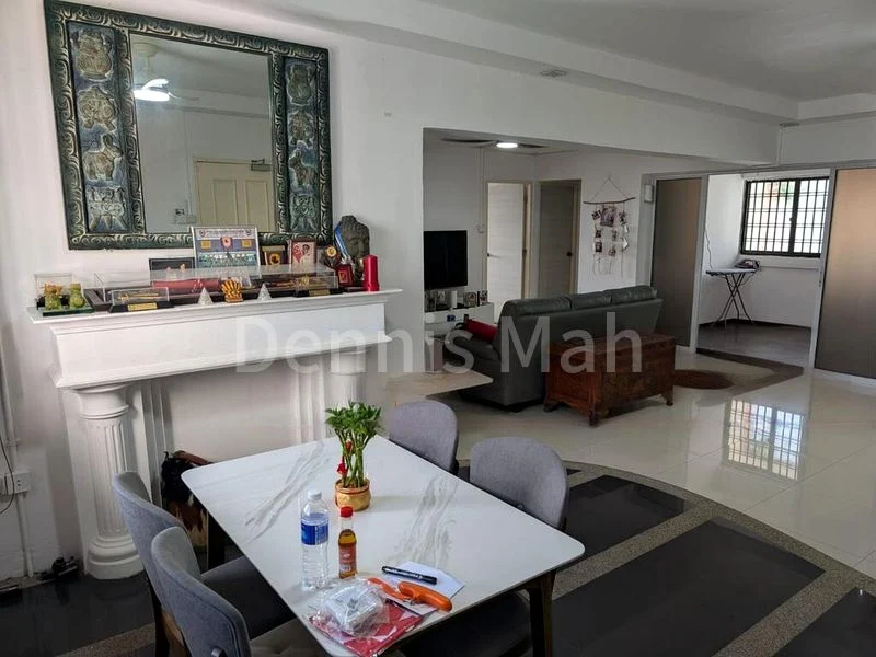 Room (HDB) for Rent in 209 Jurong East Street 21 - Image 3
