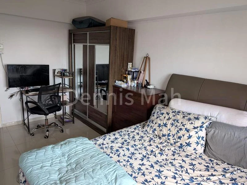 Room (HDB) for Rent in 209 Jurong East Street 21 - Image 4