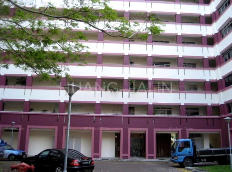 5 Room (5A) HDB for Rent in 180 Pasir Ris Street 11 - Image 2