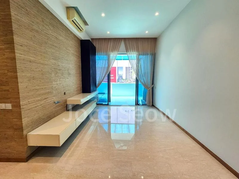 3 Bed Condo for Rent in  Bleu @ East Coast - Image 1