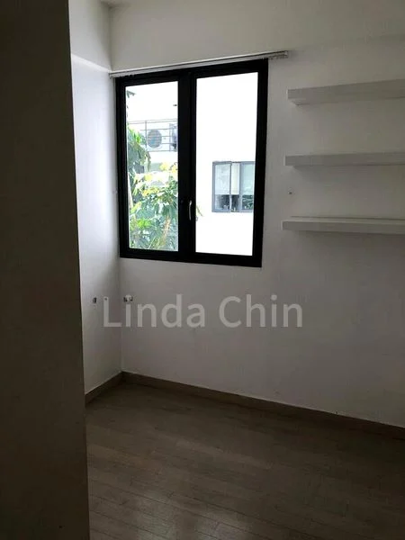 3 Bed Condo for Sale in  Hedges Park Condominium - Image 4