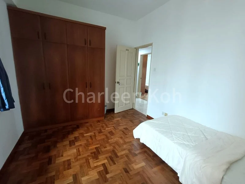 Common Room (Condo) for Rent in  Symphony Heights - Image 5