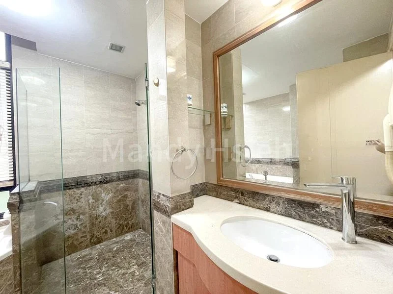 Common Room (Condo) for Rent in The Sterling - Image 4