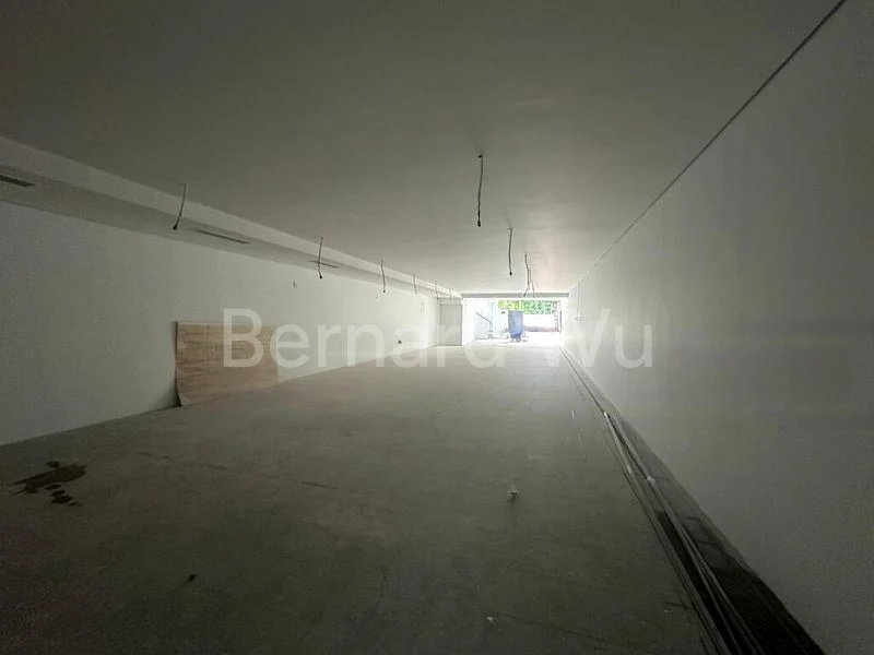 5 Bed Terraced House (Landed) for Sale in  Barker Road - Image 15