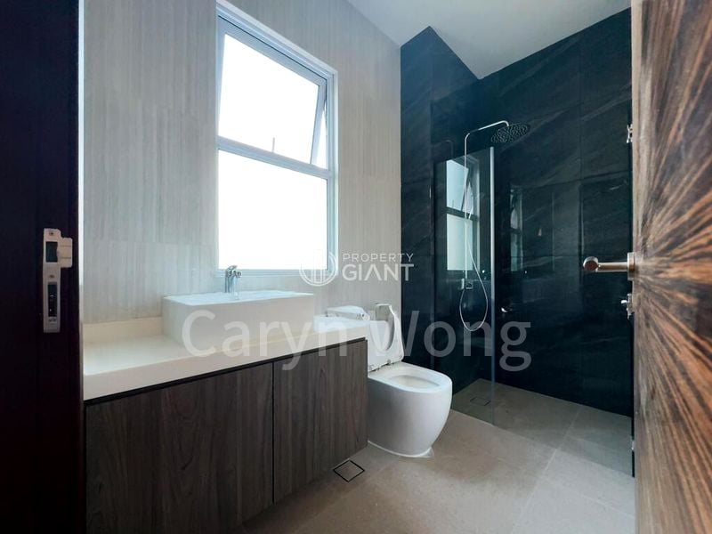 6 Bed Semi-Detached House (Landed) for Sale in  Toh Estate - Image 15