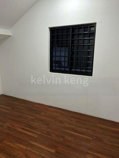 5 Bed Semi-Detached House (Landed) for Rent in Sennett Estate - Image 5