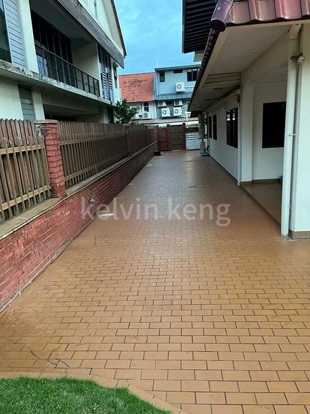 5 Bed Semi-Detached House (Landed) for Rent in Sennett Estate - Image 13