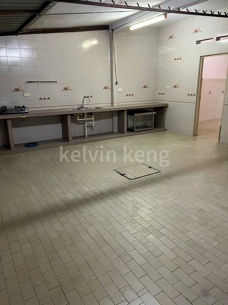 5 Bed Semi-Detached House (Landed) for Rent in Sennett Estate - Image 11