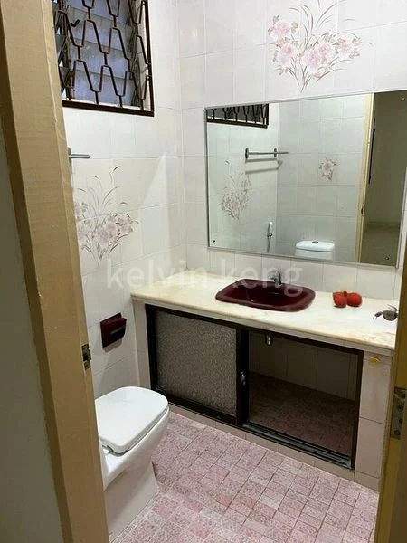 5 Bed Semi-Detached House (Landed) for Rent in Sennett Estate - Image 12