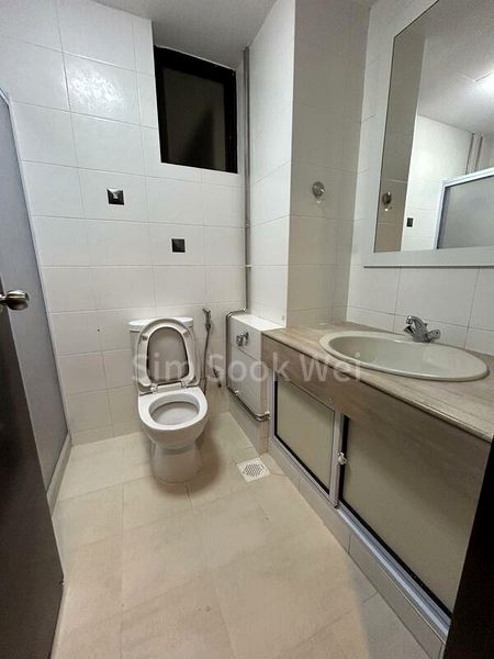 4 Bed Condo for Sale in  Yong An Park - Image 9