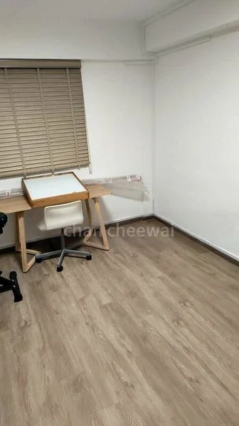 Common Room (HDB) for Rent in 133 Jalan Bukit Merah - Image 1