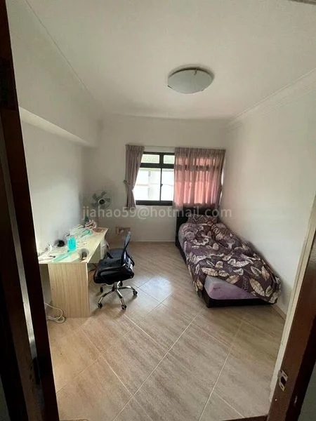 4 Room (4A) HDB for Rent in  662D Jurong West Street 64 - Image 2