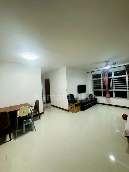 4 Room (4NG) HDB for Rent in  293A Bukit Batok Street 21 - Image 5