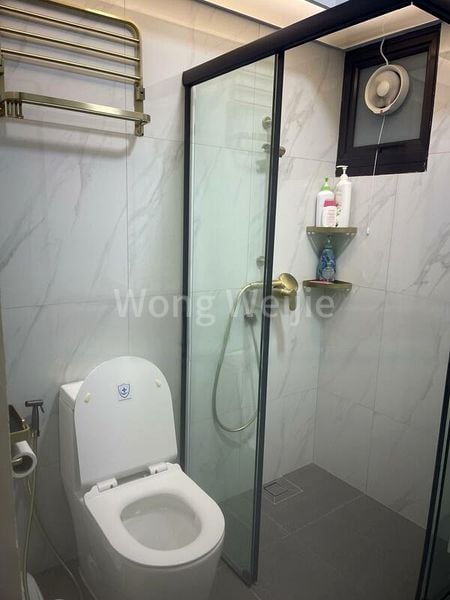 Common Room (HDB) for Rent in  472C Fernvale Street - Image 3