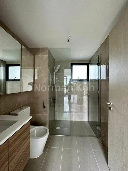 3 Bed Condo for Rent in  Treasure at Tampines - Image 4