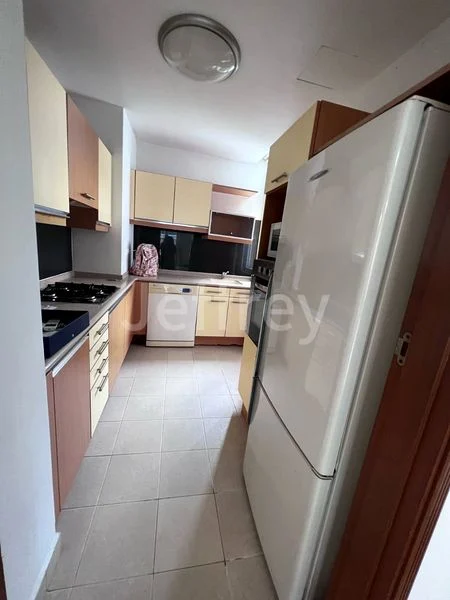 3+1 Bed Apartment (Condo) for Rent in The Balmoral Spring - Image 2