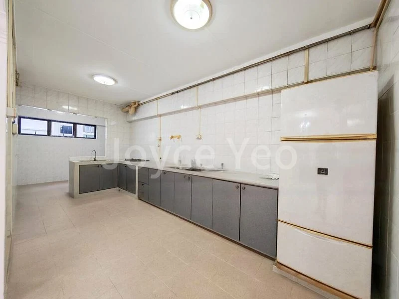 5 Room (5A) HDB for Sale in  146 Rivervale Drive - Image 3