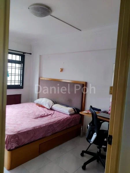 4 Room (4A) HDB for Sale in  952 Hougang Avenue 9 - Image 3